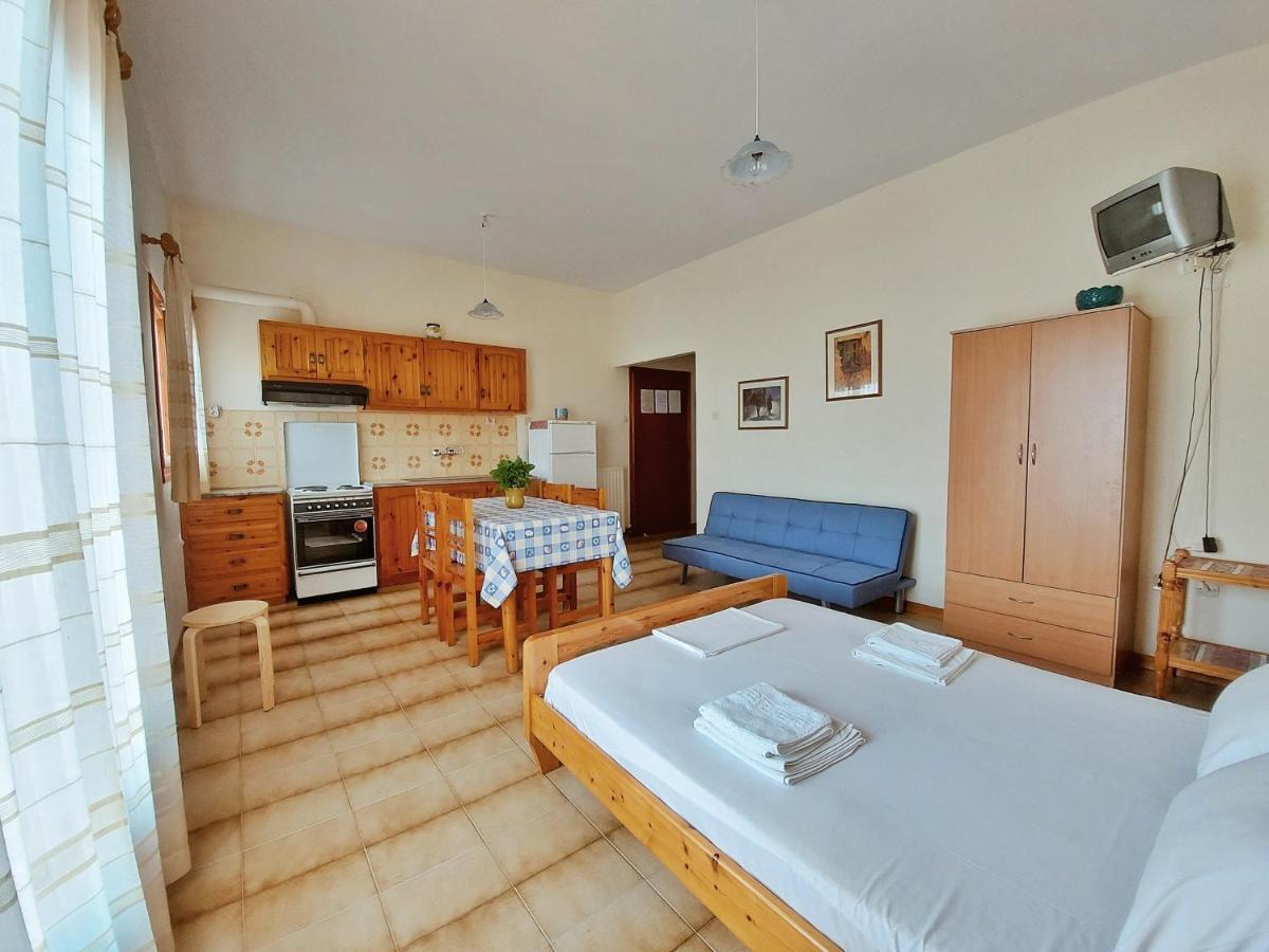 Seaview- 2 Space - Selfcatering Apartment - Helen No 3 Ксиропигадо Экстерьер фото