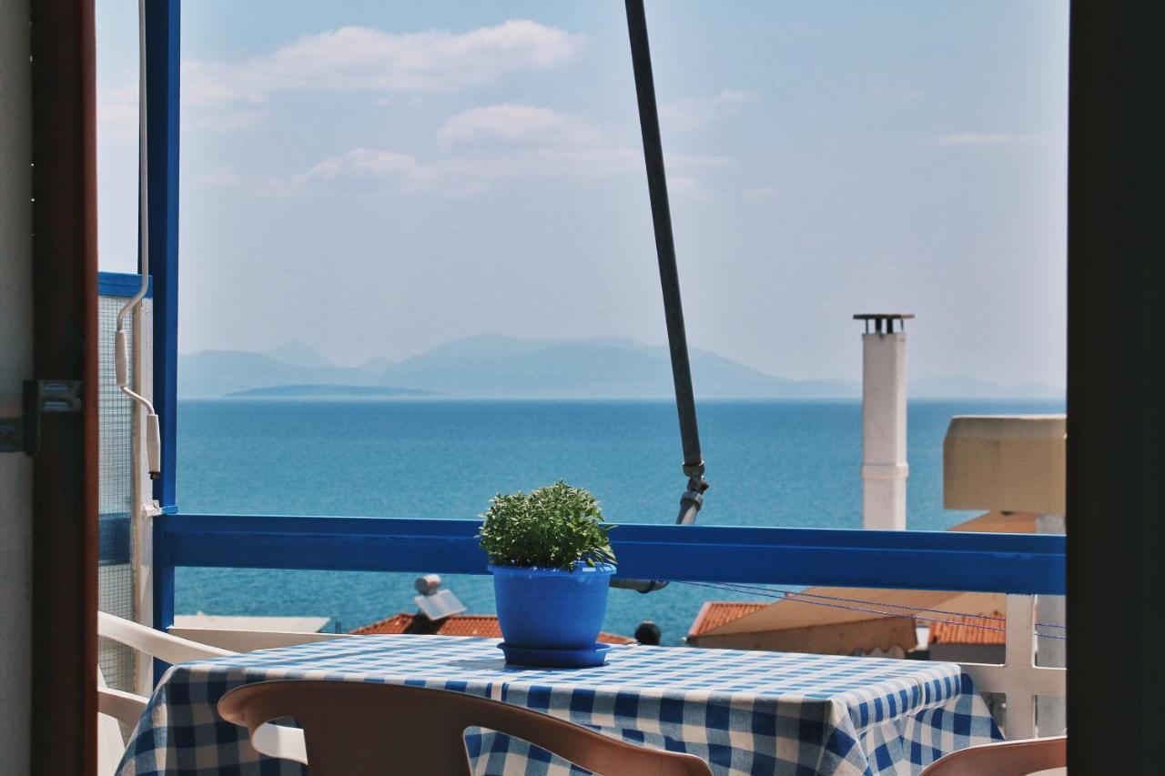 Seaview- 2 Space - Selfcatering Apartment - Helen No 3 Ксиропигадо Экстерьер фото