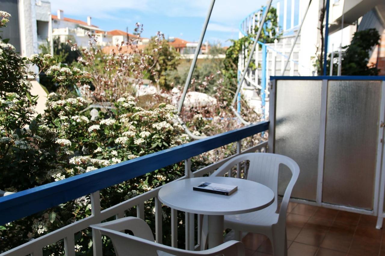 Seaview- 2 Space - Selfcatering Apartment - Helen No 3 Ксиропигадо Экстерьер фото