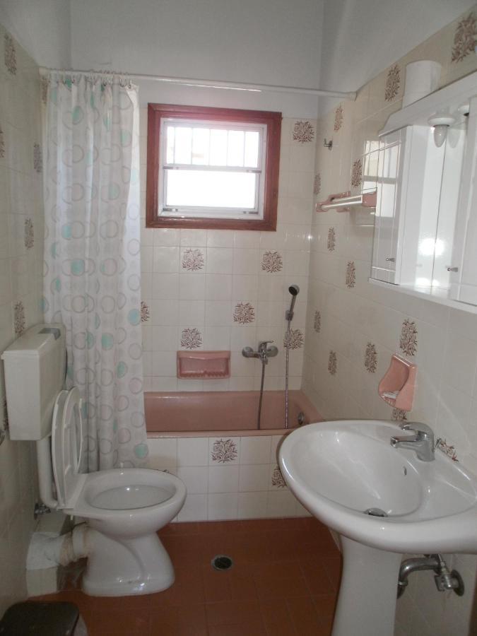 Seaview- 2 Space - Selfcatering Apartment - Helen No 3 Ксиропигадо Экстерьер фото